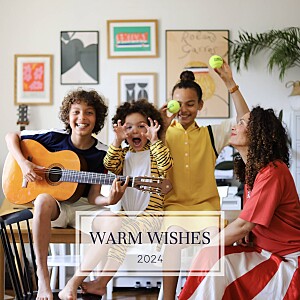 From us to you white christmas cards 我们给你们白色的圣诞卡betway必威开户网站